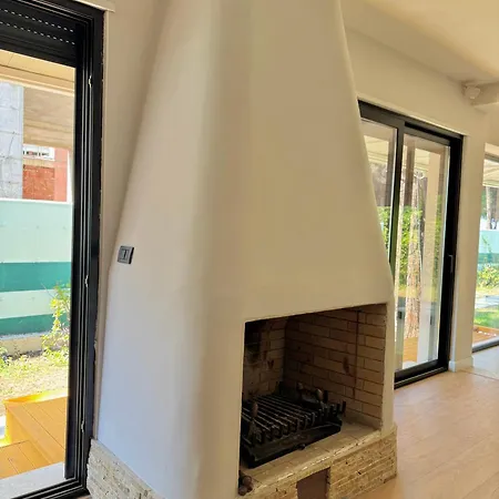 Casa Dei Pini Blu Tatil Evi Golem (Tirana)